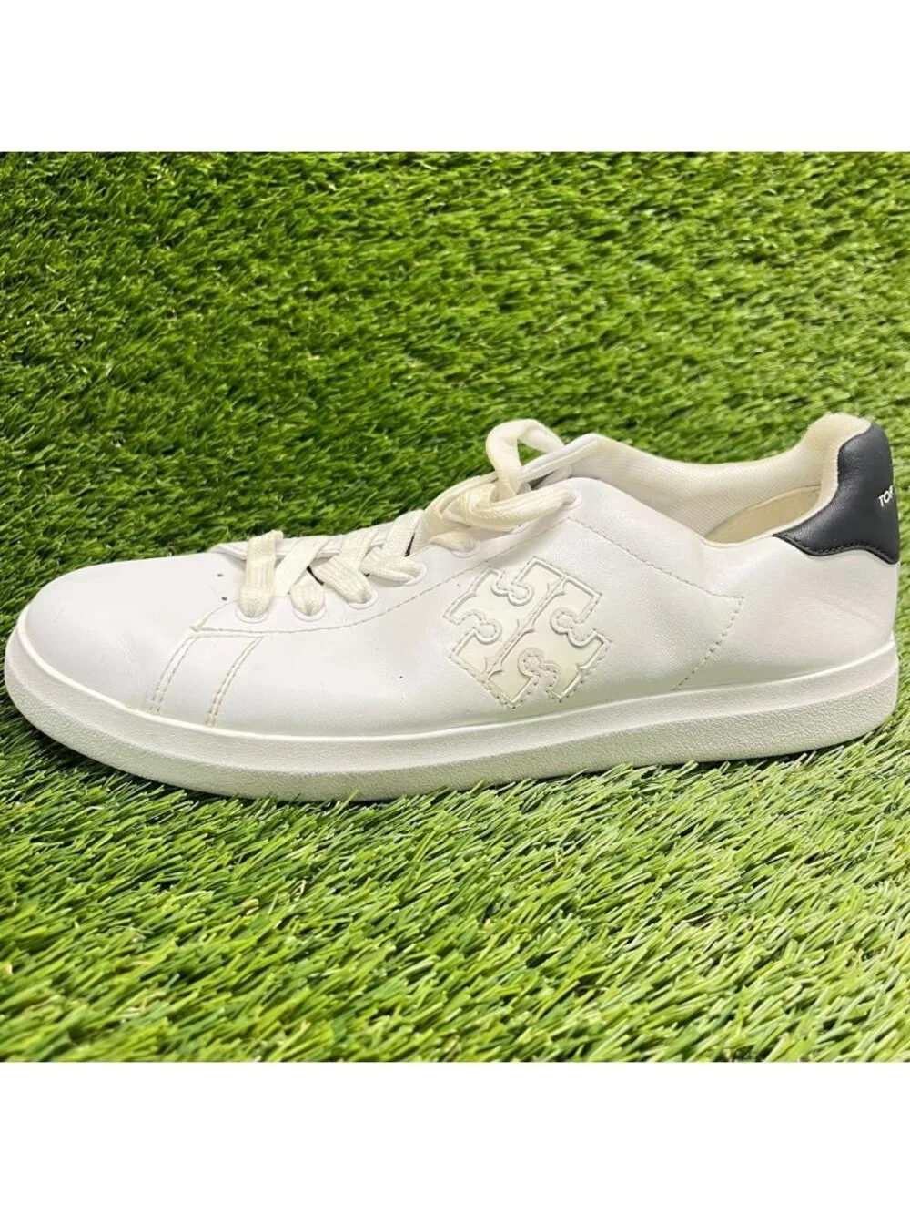 Tory Burch Double T Howell Court Womens Size 8.5 White Athletic Shoes Sneakers